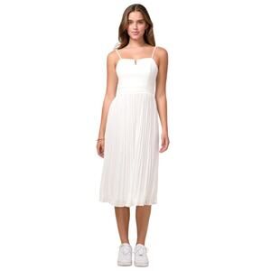 Adelyn Rae White Charli Pleated Midi Dress Size Medium NWT $138 MSRP